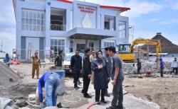 Sidak Pembangunan Gedung Perpustakaan Daerah, Bupati Sukoharjo Kecewa