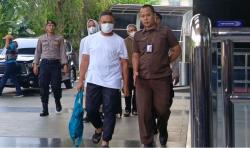 Jatah Preman di Dinas PUPR Jadi Petaka Gubernur Riau di OTT KPK