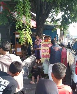 Lansia di Tropodo Waru Tewas Setelah Tercebur ke Sungai Gogoh Usai Tarik Uang dari ATM