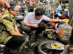 Emil Dardak Pastikan Keluhan Mesin Akibat Pertalite Ditangani Cepat, Warga Tak Perlu Panik