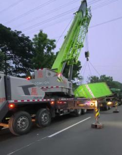 Truk Kontainer Tabrak Truk Kontainer di Jalan Tol, Diduga Sopir Mengantuk