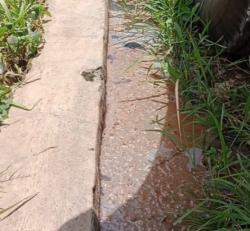 Air Limbah Dapur MBG Meluber ke Permukiman, Anggota DPRD Ini Tinjau Lokasi Tanpa Banyak Komentar