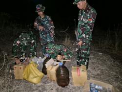 Satgas Pamtas Yonarhanud 2 Kostrad Gagalkan Penyelundupan Barang Ilegal di Perbatasan Timor Leste