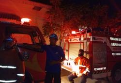 Puluhan Juta Melayang, Rumah di Situbondo Ludes Terbakar Diduga Akibat Korsleting