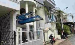 Polisi Geledah Rumah Terduga Pelaku Ledakan di SMAN 72 Jakarta, Cocokkan Temuan di TKP   