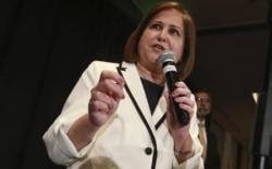 Perjalanan Politik Ghazala Hashmi: Dari Dosen Sastra hingga Wakil Gubernur Virginia