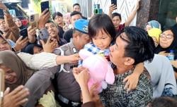 Momen Haru! Bilqis Akhirnya Kembali ke Pelukan Orang Tua Setelah Diculik, Ayah: Allahu Akbar