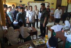 166.721 Pelajar Hingga Ibu Menyusui di Jepara Disasar MBG, Bupati: Bangun Generasi Sehat dan Cerdas