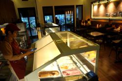 Kisah UMKM Bangkit: Dari Belajar Gelato di Turki hingga Sukses Besar di Bandung!