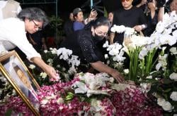 Pemkot dan Warga Berduka Atas Wafatnya V Djoko Riyanto Suami Wali Kota Semarang