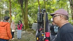 Nia: Kisah Pilu Gadis Penjual Gorengan yang Diangkat ke Layar Lebar! Wajib Tonton 4 Desember 2025