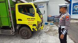 Kecelakaan Adu Banteng di Bondowoso, Pengendara Motor Tewas Tergencet Truk ke Pohon