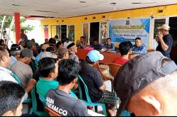 Kepala Lingkungan Dicopot, Puluhan Warga Geruduk Kantor Lurah di Jeneponto