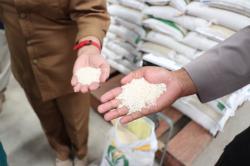 Polres Parigi Moutong Pastikan Kualitas Bantuan Pangan di Gudang Bulog