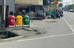 Pemkab Aceh Barat dan Mifa Sebar 200 Tong Sampah Dukung Adipura