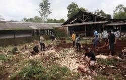 Puluhan Petani Milenial Digembleng Olah Kotoran Sapi Jadi Pupuk Organik