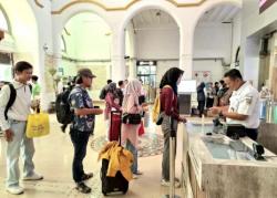 Tiket Nataru 2026 Sudah Bisa Dipesan, KAI Daop 3 Andalkan Kanal Digital dan Sistem Antrean Online