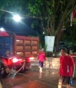 Misteri Bisikan Gaib Pohon Beringin Tumbang: Warga Suranenggala Kidul Ramai-Ramai Bangkitkan Kembali