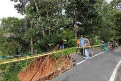 Jalan Cipasung-Subang Amblas 10 Meter, Perbaikan Dikebut Sebelum Ramadhan