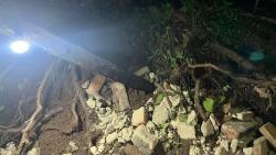 Hujan Deras Landa Bondowoso, Akibatkan Satu Rumah Warga Longsor