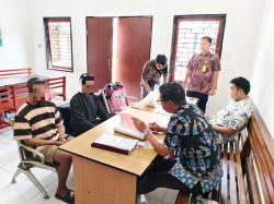 Polresta Jayapura Kota Serahkan Tiga Tersangka Narkotika ke Kejaksaan Negeri