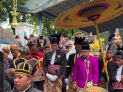 7 Fakta Gusti Purbaya Dinobatkan jadi Raja Keraton Solo PB XIV, Nomor 2 Prosesi Sakral