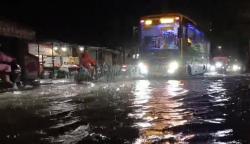 Banjir Rutin Saat Hujan Deras, Warga Desak Pemkab Lamongan Perbaiki Drainase