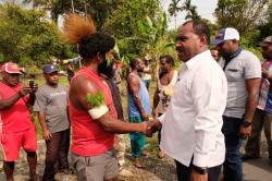 Prihatin Konflik Tak Berujung, Willem Wandik Minta Papua Tengah Segera Tetapkan Perdasus Perdamaian