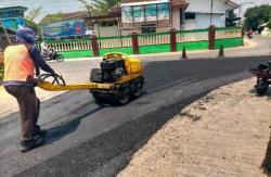 Tingkatkan Kualitas Insfratruktur, 140 Ruas Jalan di Jombang Diperbaiki dengan Hotmix