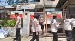 Ratusan Orang Segel Gedung Kadin Jabar dan Klaim Status Quo