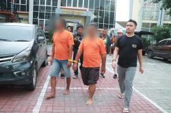 Terbongkar! Modus Tawar Kerja Potong Rumput Berujung Penggelapan Motor di Manyar