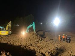 Pencarian Tiga Korban Tanah Longsor Di Majenang Hari Ke- 8, Tim SAR Gabungan Hingga Malam Hari