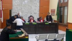 Orang Tua Korban Tak Puas dengan Vonis Ringan Pelaku Intip Siswi SMAN 12 Bandung