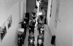 Komplotan Maling Bobol Showroom di Rawalumbu, 4 Motor Baru Digasak