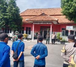 TNI Siaga di Garda Depan! Danramil Gunung Jati Pimpin Apel Besar Tanggap Bencana