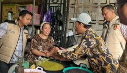 Krimsus Polda Sulsel dan Polres Gowa Sidak Pasar Minasamaupa, Pastikan Harga dan Stok Beras Stabil