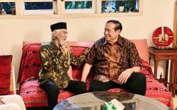 SBY Kunjungi Yok Koeswoyo dan Umumkan Helat Tribute to Koes Plus di Pacitan