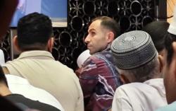 Timur Kapadze Tiba di Jakarta, Calon Pelatih Timnas Indonesia Salat Jumat di Istiqlal