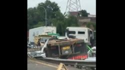 Kecelakaan Karambol Truk Tabrak Alphard dan Terios di Tol ABC Semarang, 2 Orang Tewas
