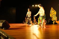 Drama Tari Senandung Asmara Baturraden Memukau Penonton, Bukti Seni Banyumas Kian Diminati