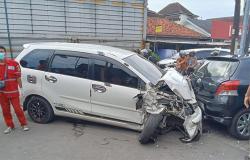Tiga Kendaraan Terlibat Kecelakaan Beruntun di Jalan Parangtritis