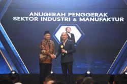 George Santos, CEO Solid Corp Raih Anugerah Penggerak Nusantara 2025 Sektor Industri dan Manufaktur