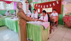 Siswa di Pakuniran Sumringah, Program Makan Bergizi Gratis Mulai Disalurkan