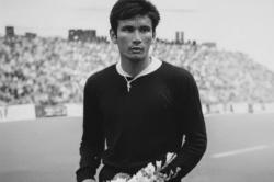 Kiper Legenda Ronny Pasla Meninggal Dunia, Ini Jejak Emas Sang Penahan Penalti Pele