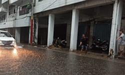 Isu Hujan Mikroplastik Meningkat, Warga Surabaya Harus Waspada, Kesehatan Bisa Turun!