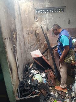 Lupa Matikan Kompor Saat Masak, Rumah Warga Situbondo Hangus Terbakar