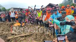 Hari Terakhir Pencarian Tim SAR Gabungan Temukan 5 Korban Longsor Banjarnegara