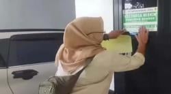 Profil Warga Ciomas Penerima Bansos, Ada Mobil Expander Terparkir di Rumah Mewah Lantai 2