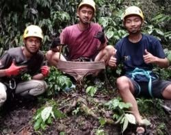 Temuan Celana Dalam di Hulu Curug Samir, Pemuda Gunungputri Gencarkan Normalisasi Sungai