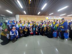 Hari Guru Nasional, H. Mukminin, Pensiun dari Guru menjadi Pengantar Tamu Allah
